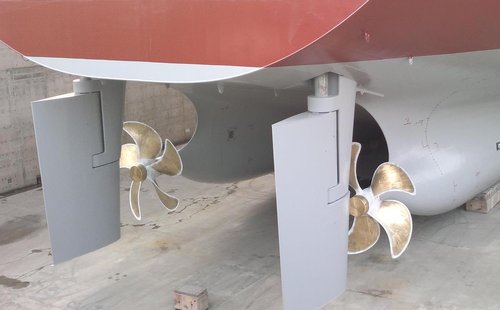 Twin propellers
